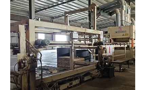 山東菏澤木業(yè)公司密度板生產(chǎn)線(xiàn)多層壓機(jī)清洗工程結(jié)束